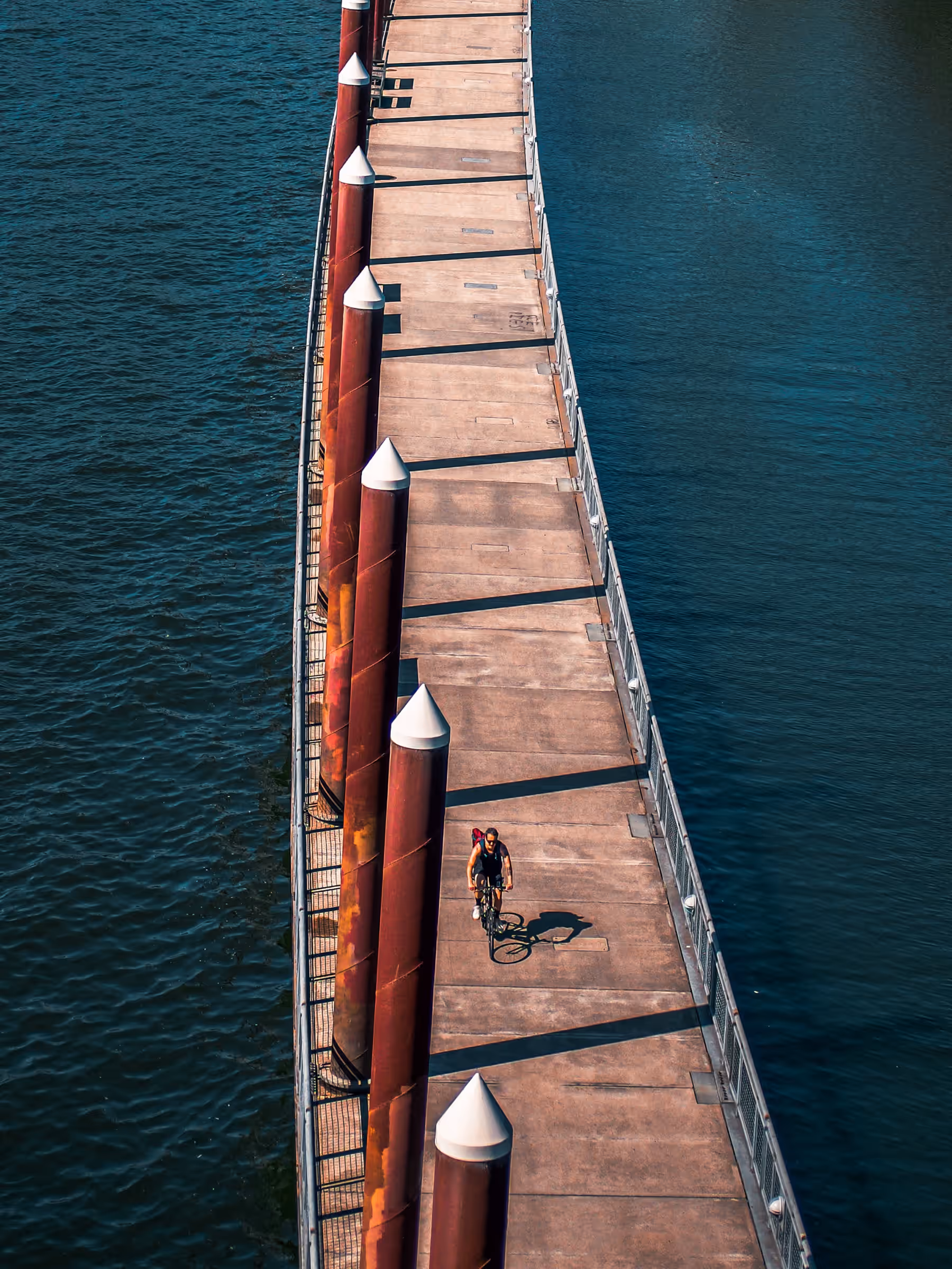 Portland, Street, Portland, 2021 — photograph by Wanli Wang
